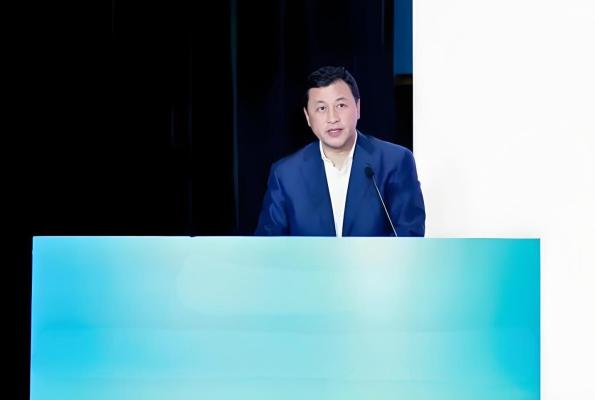 Xu Rong（Executive Director and President of China Resources Land ...