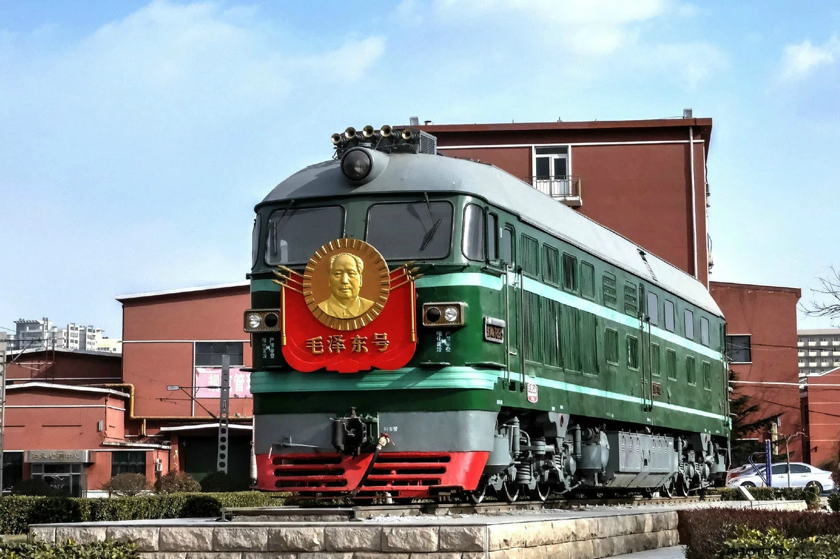 中国鉄道DF4B型ディーゼル機関車_百度百科