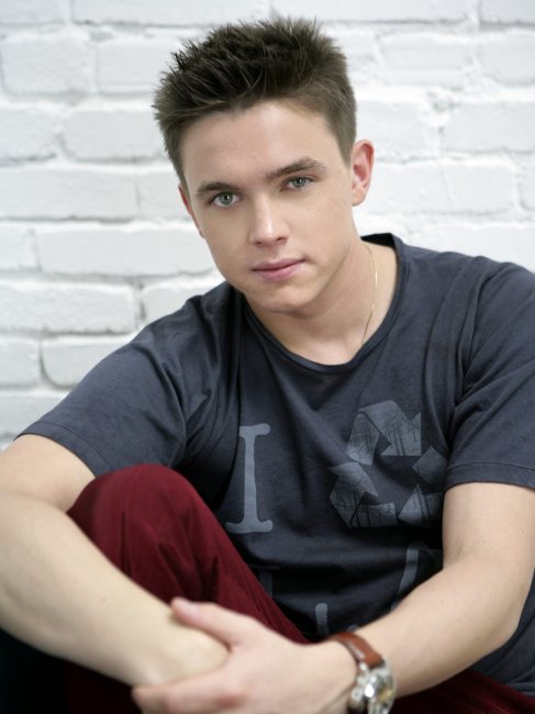 Jesse McCartney（American singer, film and television actor, voice actor ...