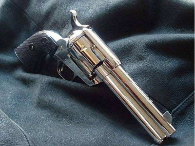 コルトM1873シングルアクションリボルバー_百度百科