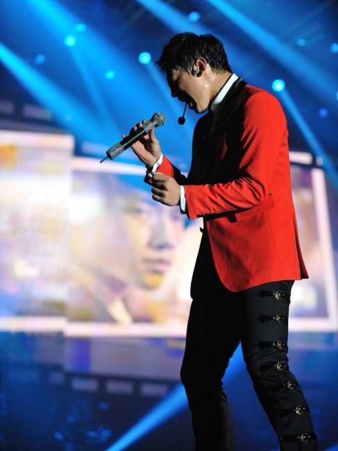 Rain（South Korean pop singer, actor, choreographer, and music producer ...
