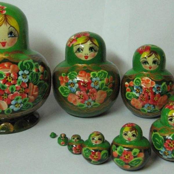 ロシア　マトリョーシカ　10ピース　グリーン 巨大マトリョーシカ 定番伝統柄 26cm 10ピース グリーン セミョーノフ