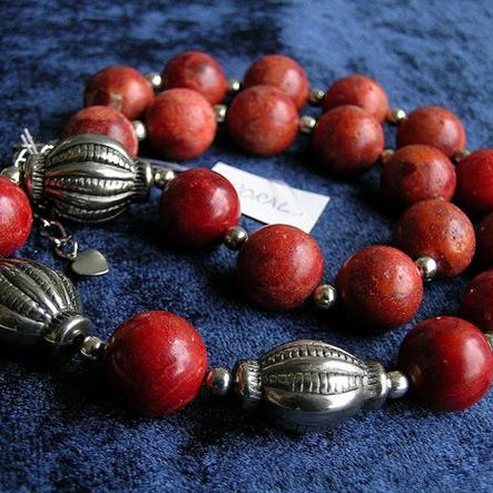 赤珊瑚　Red Coral 　红珊瑚 认证的　Красный коралл Красный коралл（Органический драгоценный камень）_Байду Энциклопедия