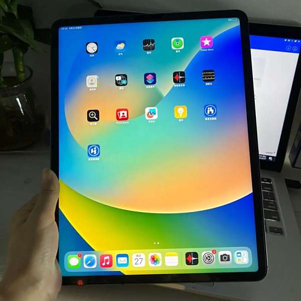 iPad Pro 12.9インチ（第4世代）_百度百科