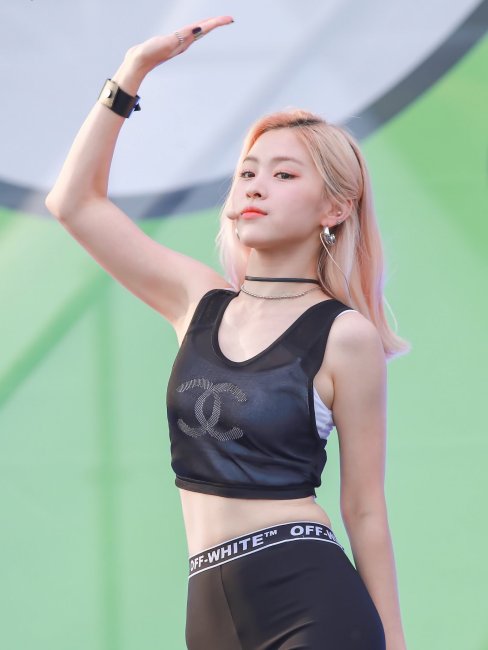 Shin Ryujin（South Korean singer and member of the girl group ITZY ...