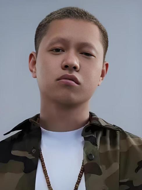 Er Wan（A male rapper from mainland China.）_Baiduwiki