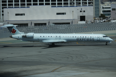 CRJ900（民間用リージョナルジェット旅客機）_百度百科
