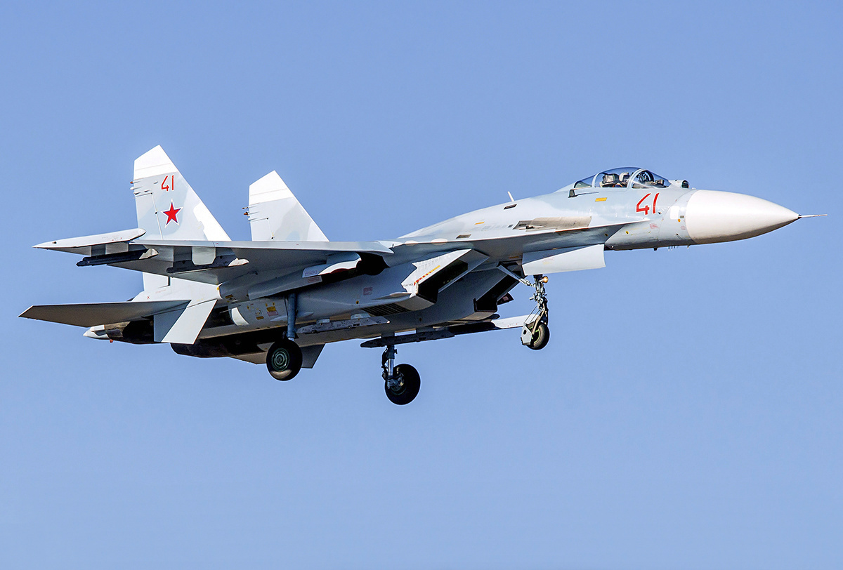 スホーイ Su-27_百度百科