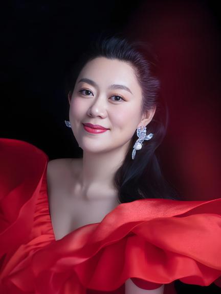 Zhang Lili（Chinese mainland soprano, young singing artist at the China ...