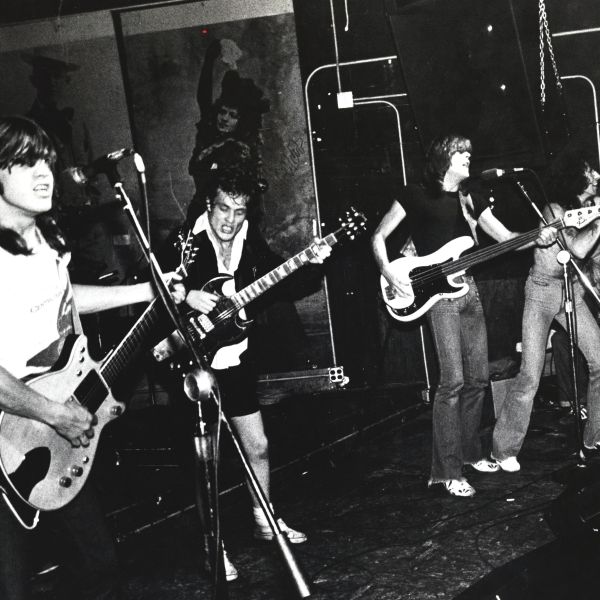 AC/DC（オーストラリアのロックバンド）_百度百科