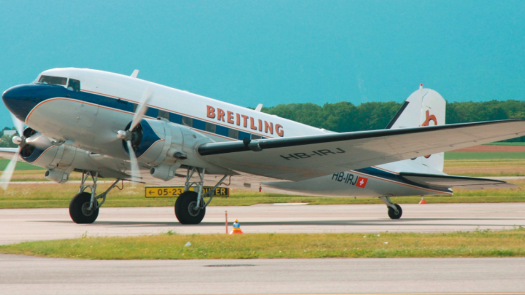 DC-3（アメリカのダグラス社が開発した双発の民間旅客機。）_百度百科