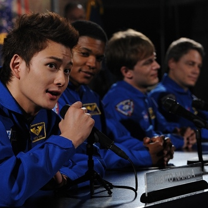 宇宙兄弟（2012年の日本映画で、小栗旬と岡田将生が主演した作品。）_