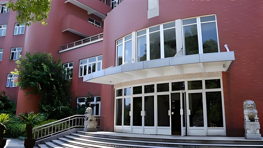 YK Pao School（a private bilingual international school）_Baiduwiki