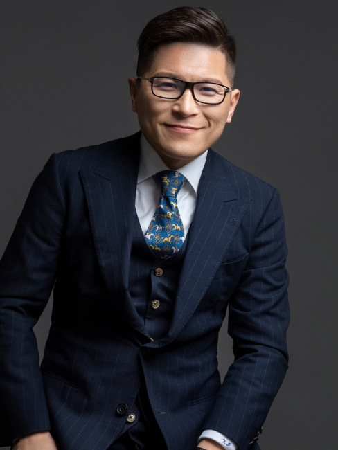Peter Xu（Writer, Achiever of Full Score in Gaokao Essay, National ...