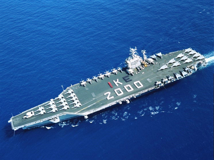 USS Dwight D. Eisenhower（アメリカ合衆国が建造したニミッツ級