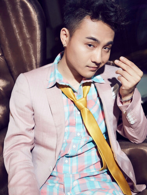 Ranran Cao（中国本土の男性俳優）_百度百科