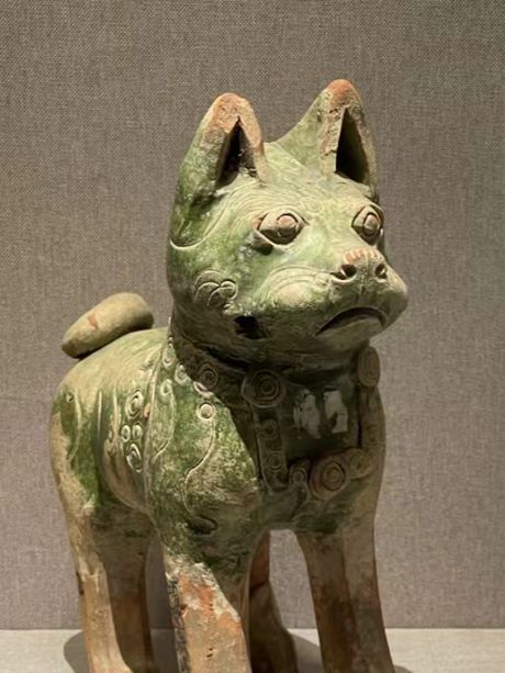 Y2952-1 中国 漢代 緑釉犬 置物 高さ34㎝ 漢時代の緑釉の犬｜開運！なんでも鑑定団｜テレビ東京