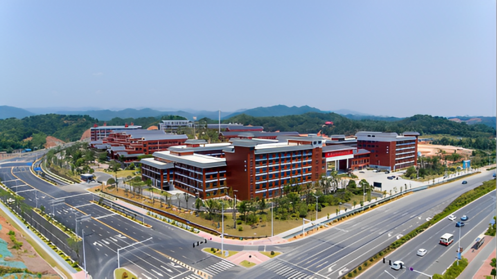Hunan University of Technology（A public university in Hunan Province ...