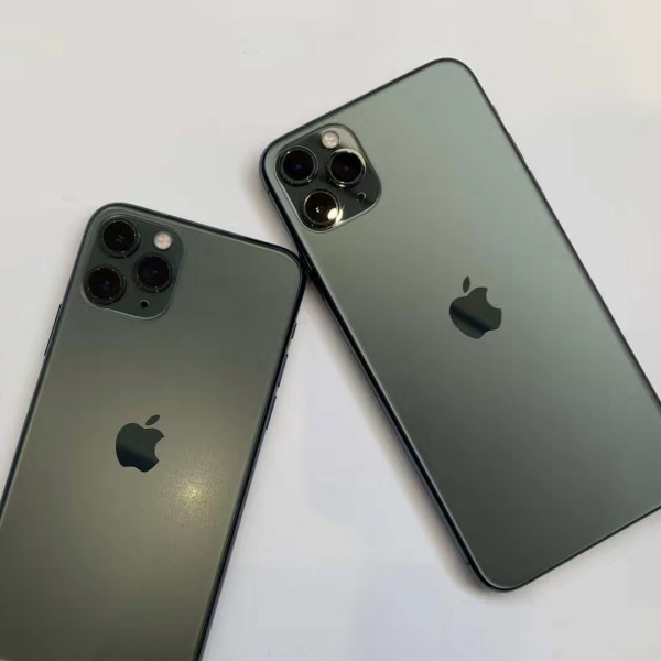 iPhone 11 Pro（アップルが2019年9月11日に発表したスマートフォン製品