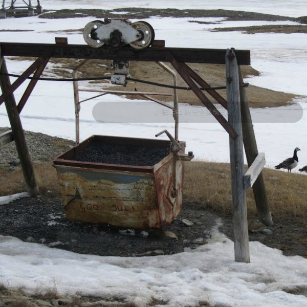 Longyearbyen（ノルウェーの属領であるスバールバル諸島内の都市）_