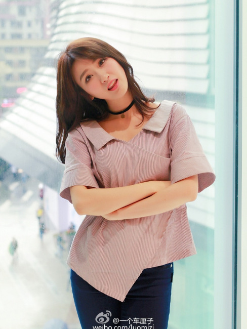 Luo Yumin（a female singer from China Mainland）_Baiduwiki