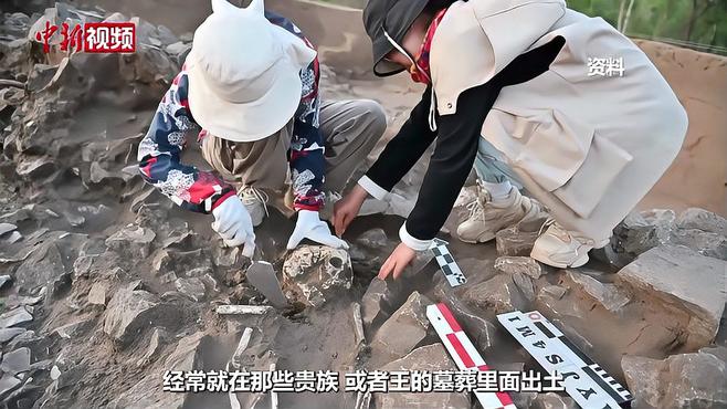 玉琮（古代中国の内側が円形で外側が方形の筒状の玉製礼器。）_百度百科