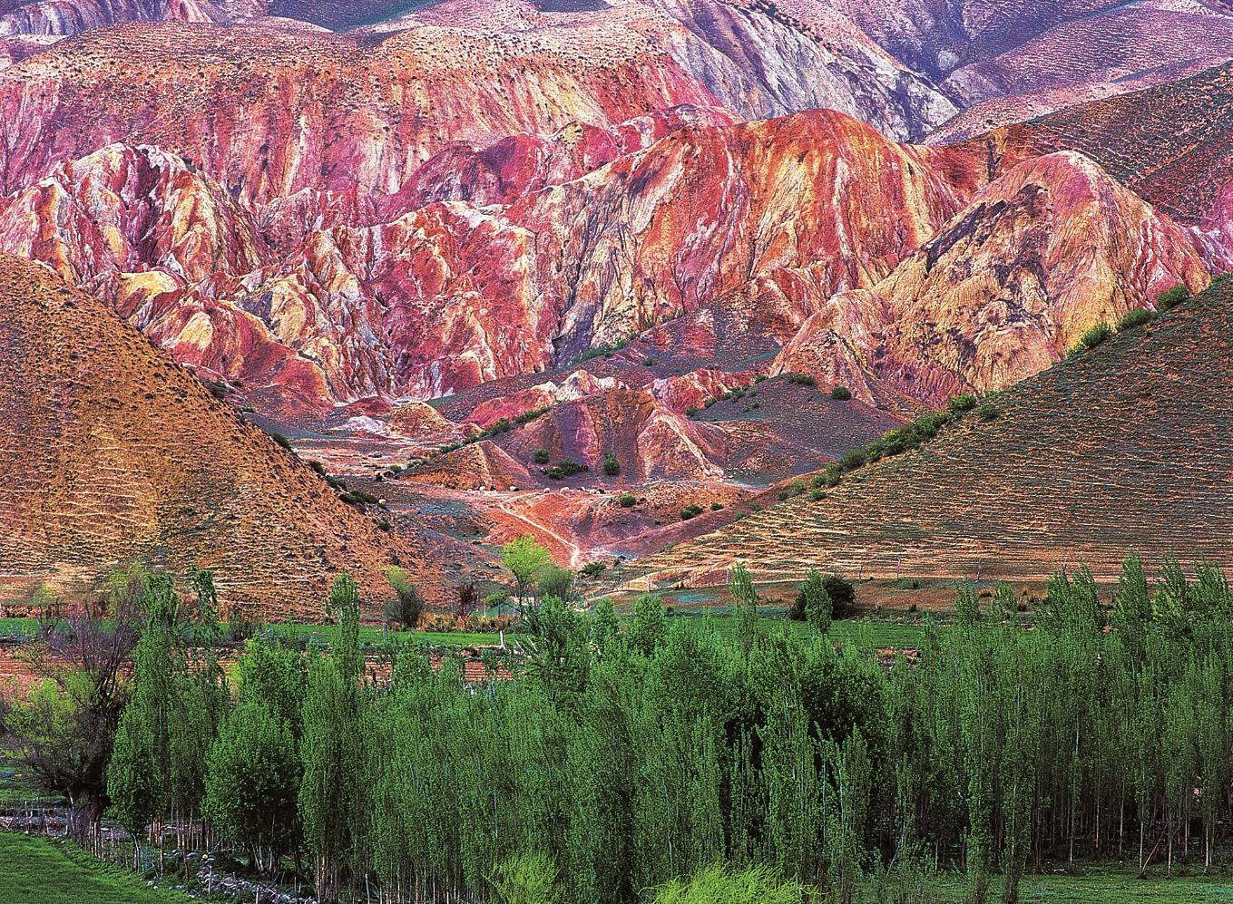 Heavenly Lake and Tianshan Mountains Scenic Area_Baiduwiki
