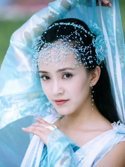 Hong Chen（a female voice actor from Mainland China）_Baiduwiki