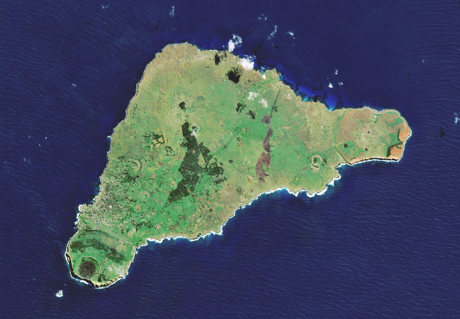 Isla de Pascua（南太平洋の東部に位置する島）_百度百科
