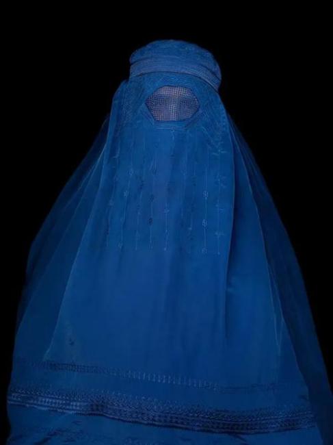 Burqa（A female garment with a Muslim fundamentalist character.）_Baiduwiki