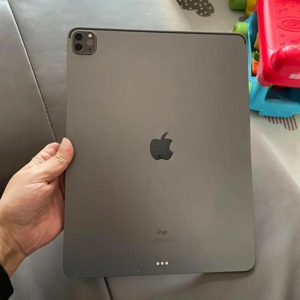 iPad Pro 12.9インチ（第4世代）_百度百科