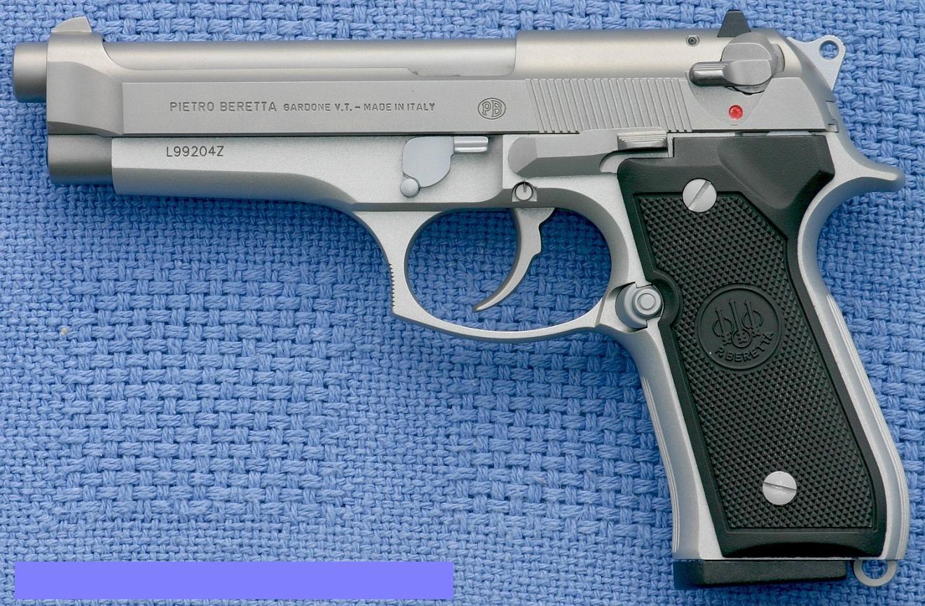M92Fベレッタ(米軍正式採用拳銃) 英雄たちの名銃、ベレッタ92F/M9の魅力【素晴らしきハンドガン