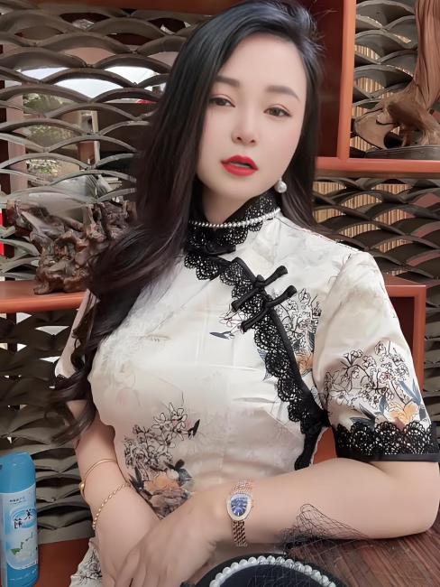 Singer Yan Bao'er_Baiduwiki