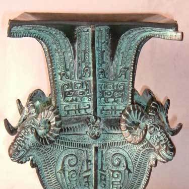 商代四羊青銅方形尊_百度百科