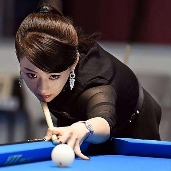 ビリヤードキュー Jennifer Chen 台湾女性ビリヤード選手。 【公式通販】