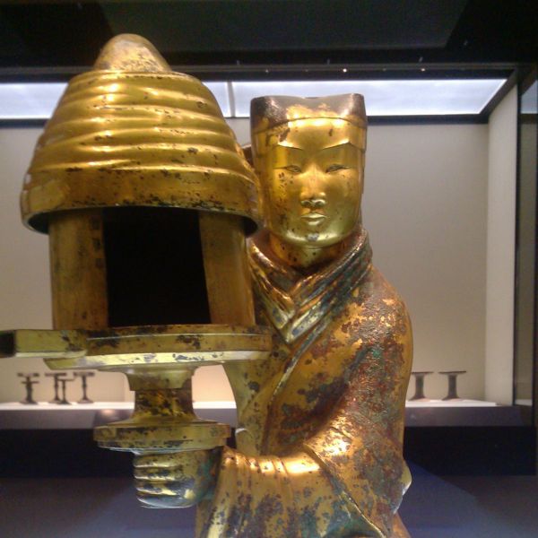 長信宮灯（中国の漢代の青銅器）_百度百科