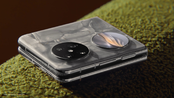 HUAWEI Pocket 2（ファーウェイ・テクノロジーズ株式会社の電子製品）_