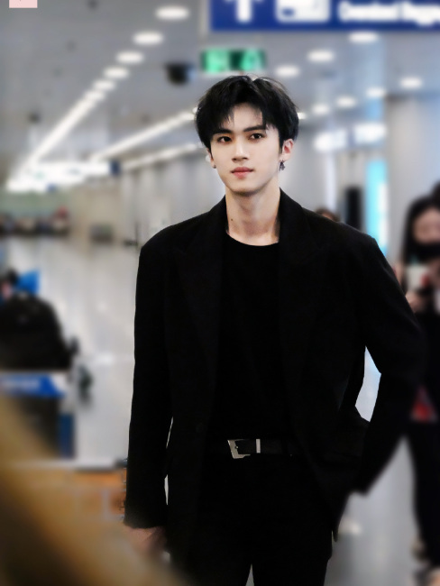 Yan an（Mainland Chinese male singer and actor）_Baiduwiki