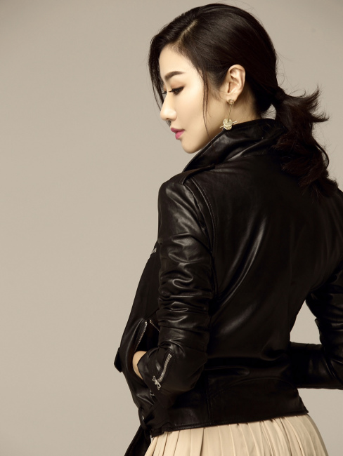 Li Li（Chinese mainland female host）_Baiduwiki
