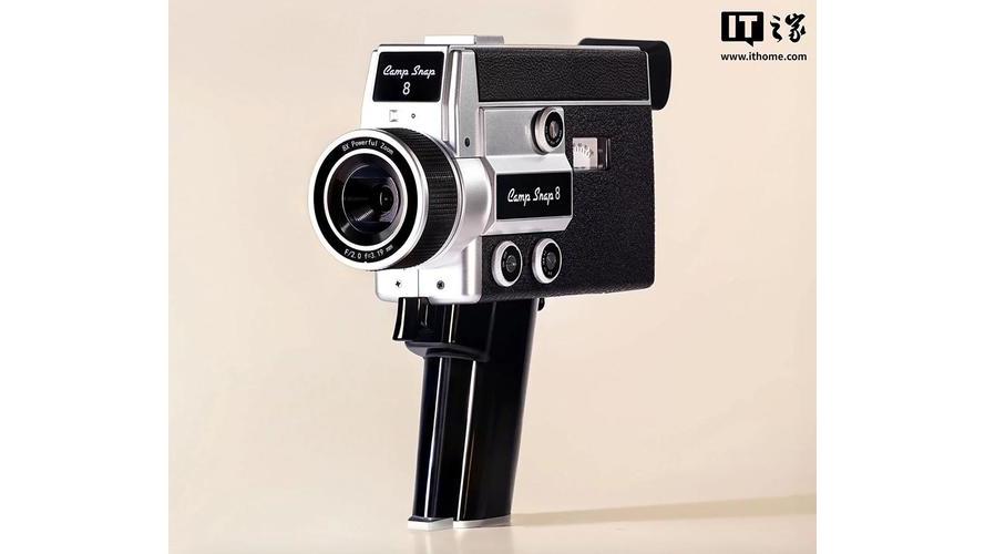 CS-8（A retro handheld digital camera launched by Camp Snap as a tribute ...
