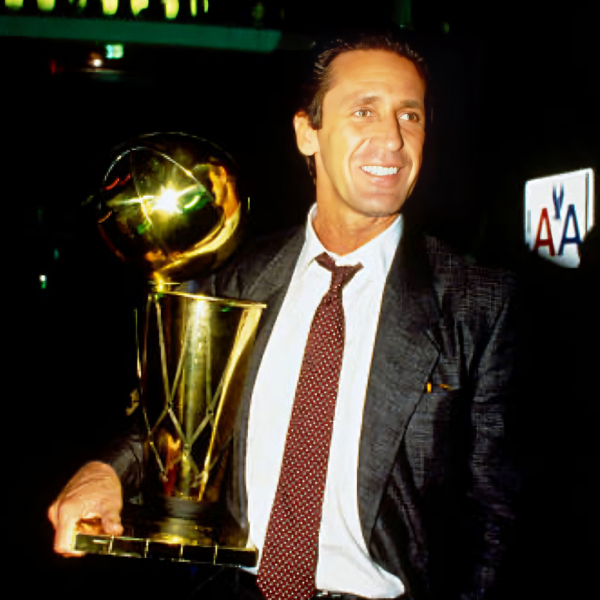 Pat Riley（NBAの著名なチャンピオンコーチ）_百度百科