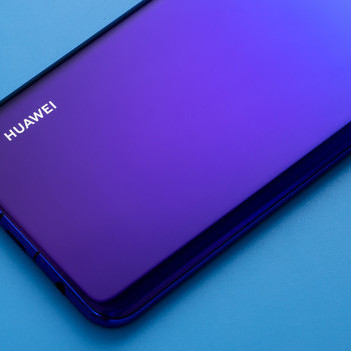 HUAWEI nova 3（ファーウェイが2018年に発表したスマートフォン）_百度百科