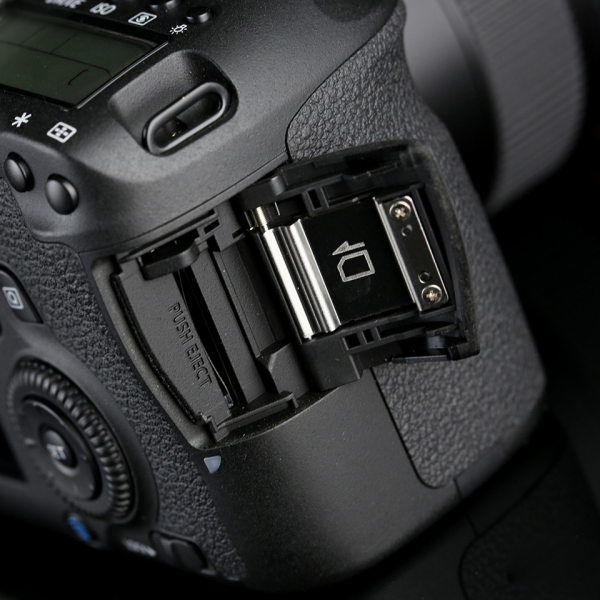 Canon EOS 6D（キヤノンが2012年9月に発売したデジタルカメラ。）_百度百科