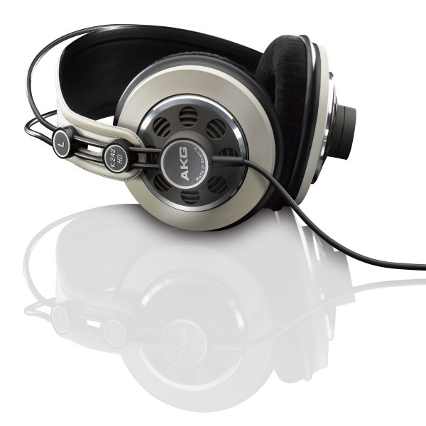AKG（ヘッドフォンブランド）_百度百科