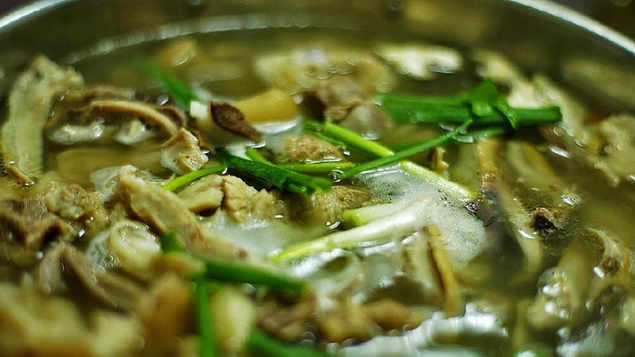 Cow-dung Hotpot_Baiduwiki