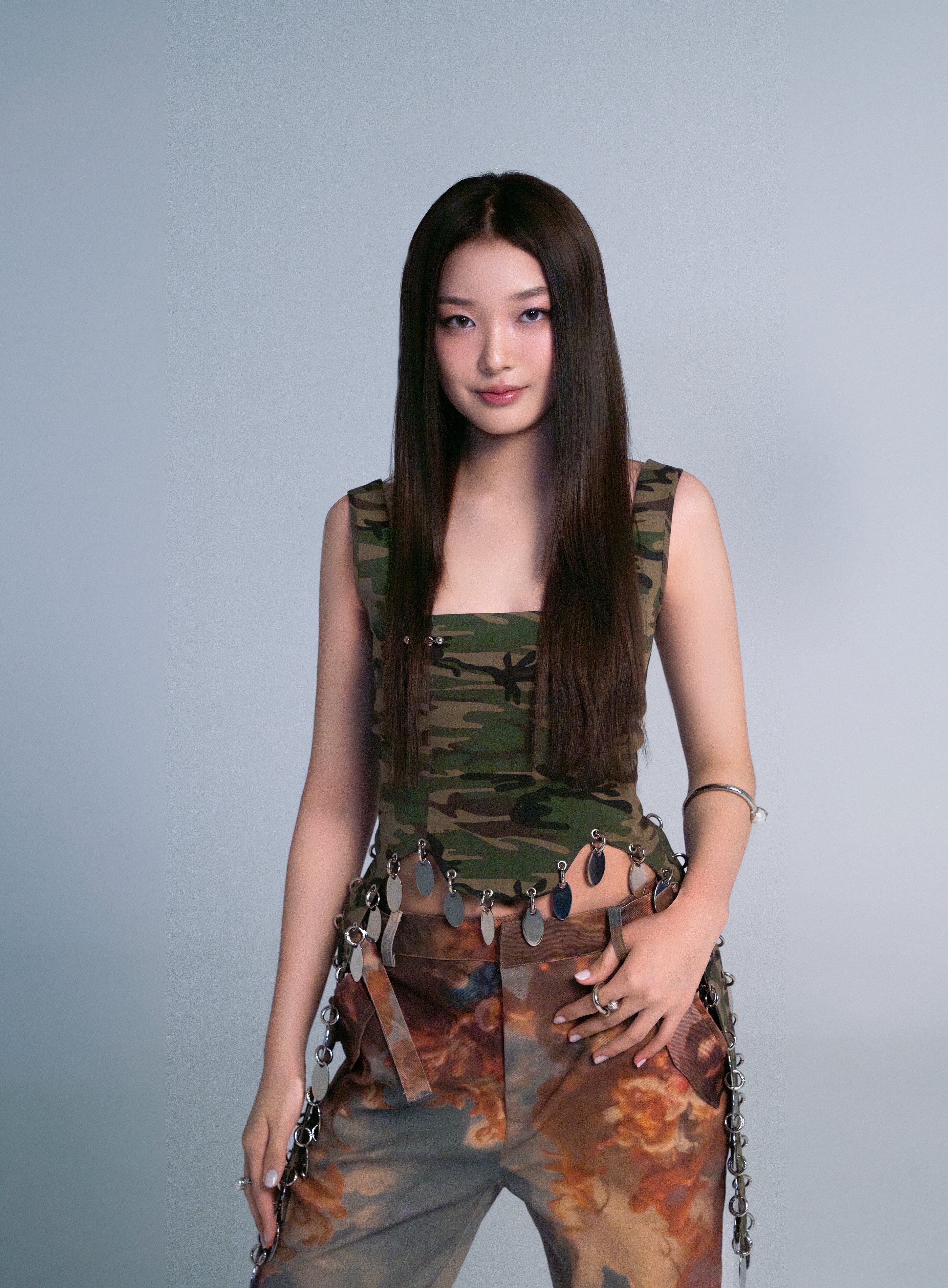 Yoonchae（South Korean singer and member of the girl group KATSEYE ...