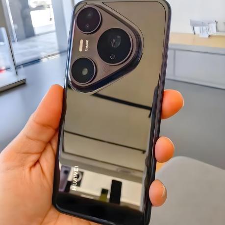 HUAWEI Pura 80 Pro（a smartphone released by Huawei in 2025