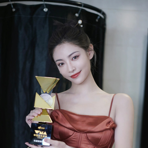 Kiki（Chinese mainland female singer, dancer, and actress.）_Baiduwiki