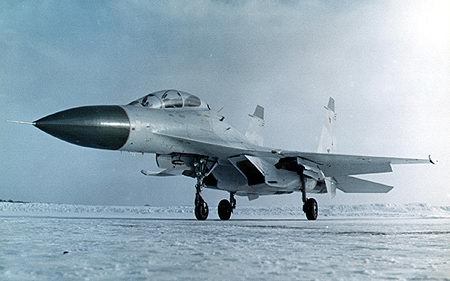 スホーイ Su-27_百度百科