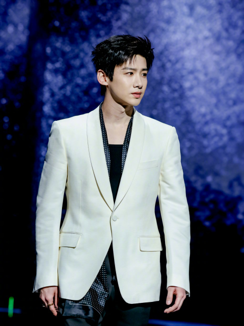 Jingting Bai（Chinese mainland film and television actor）_Baiduwiki